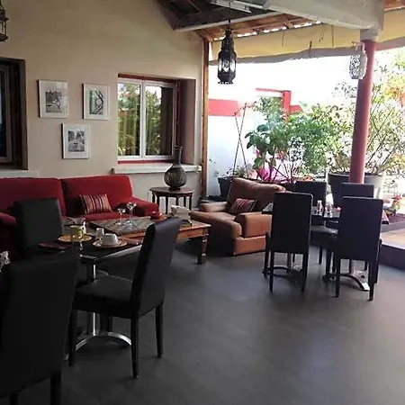 Отель Cote Patio Ним