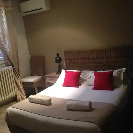 Cote Patio 3*