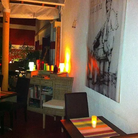 Cote Patio Ним