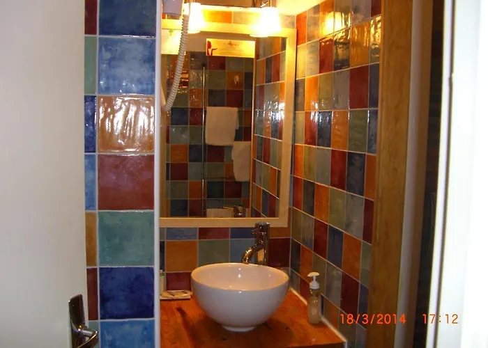 Hotel Cote Patio Nîmes