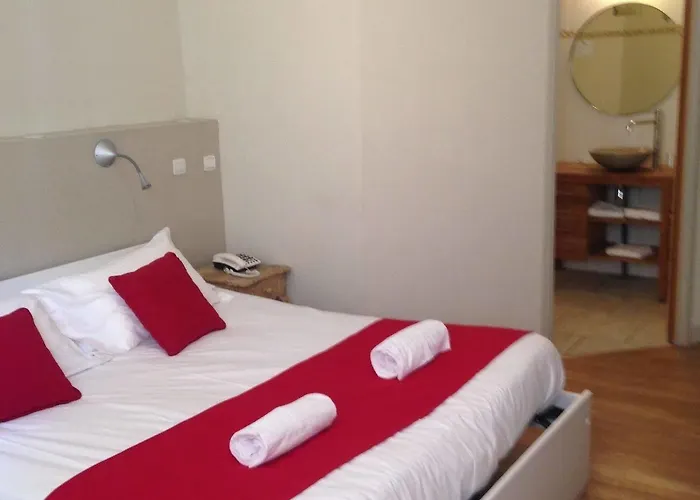 Hotel Cote Patio Nîmes